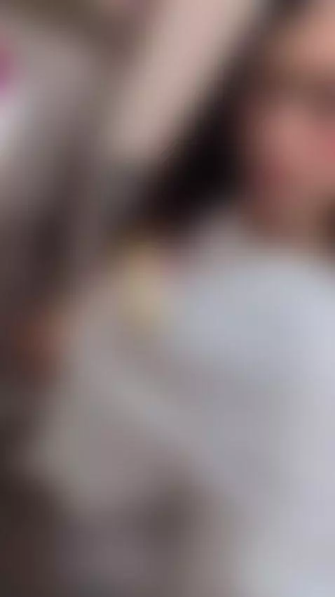 A little bit of me by emmashayk