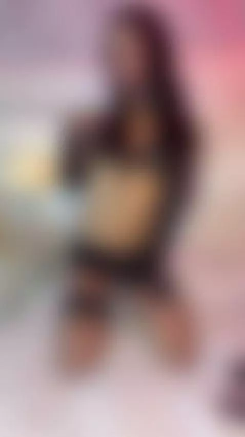 My room is now open and everything is ready... come before t... by anahisbennett