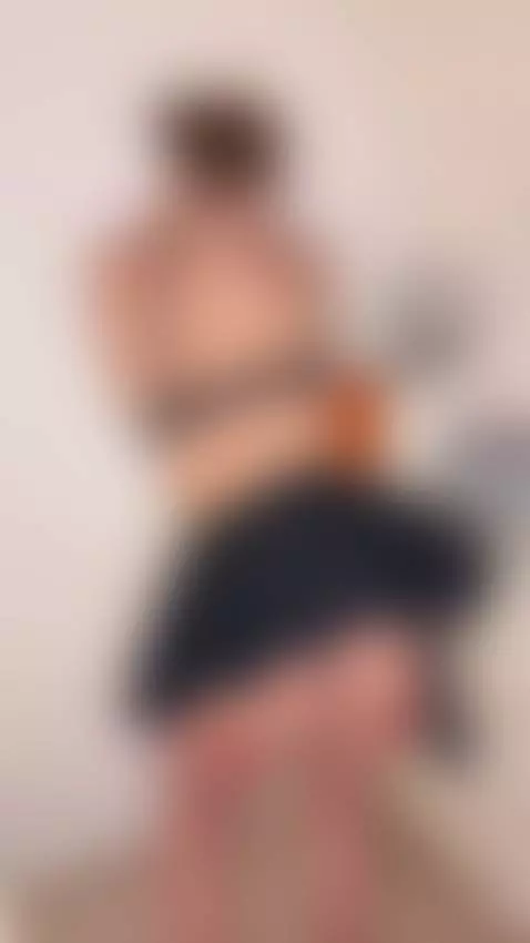 I lift my shirt, teasing the mirror 😮‍💨💫 by anoraidol