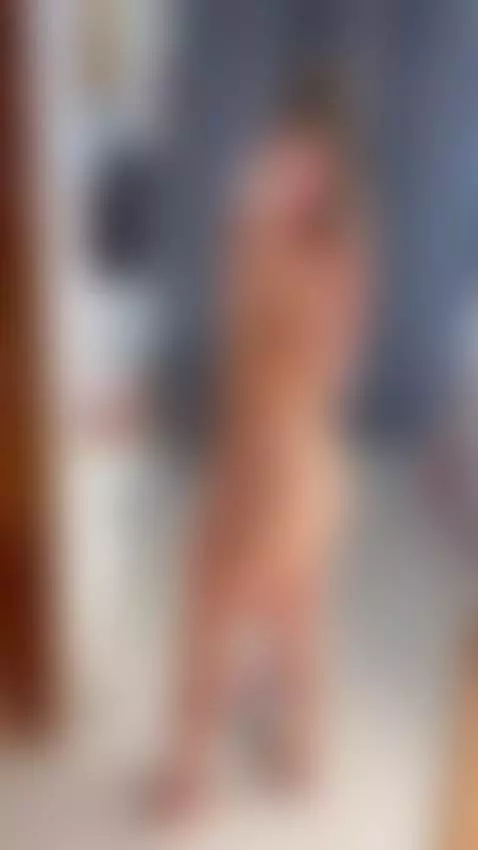 I let the warmth answer your stare 😈💧 by anoraidol