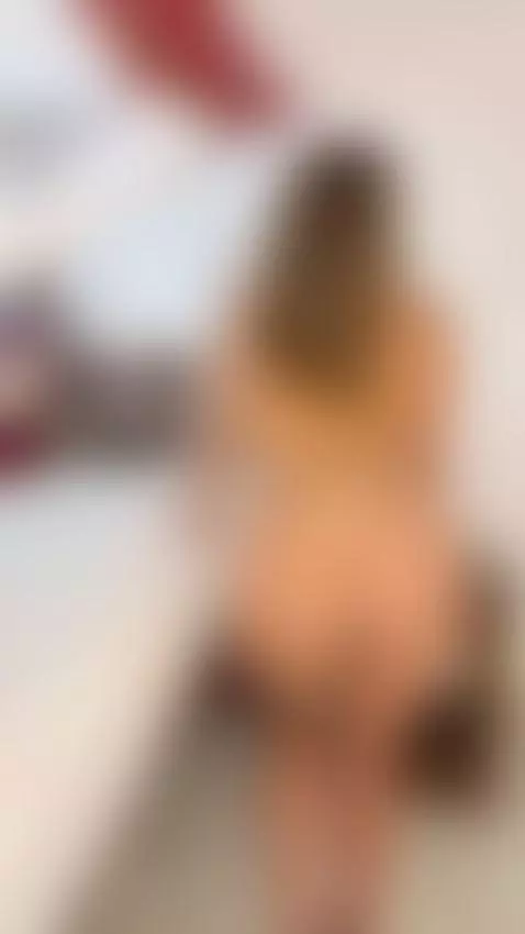 My reflection looks like it wants to stay 😏🔥 by anoraidol