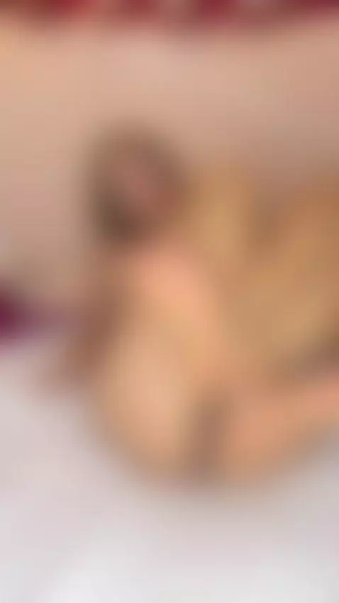 My skin listens when your eyes do 💋💦 by anoraidol