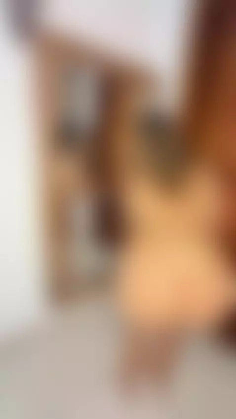 The air slows when I exhale 😈💧 by anoraidol