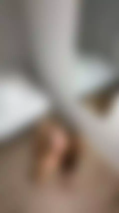 The air curves around our stillness 😏💋 by anoraidol