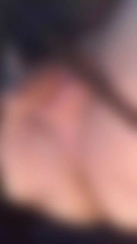 A SURPRISE AWAITS YOU 
https://es.stripchat.com/big__bearrr by biggbea