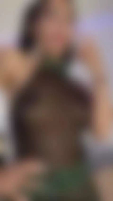 hey come join me for a while and we'll play 🔴https://www.cam... by andreavelasco