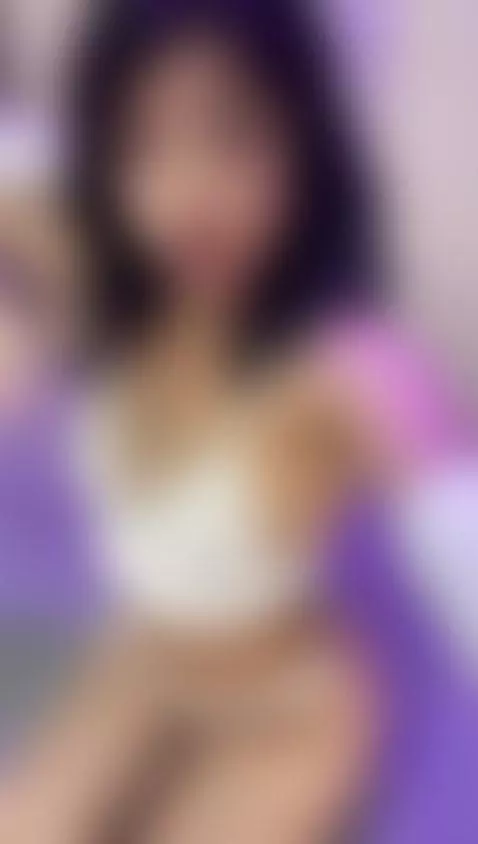 enjoy my wet pussy would you like to fuck him ?🥵💦 by ameliatrevicott