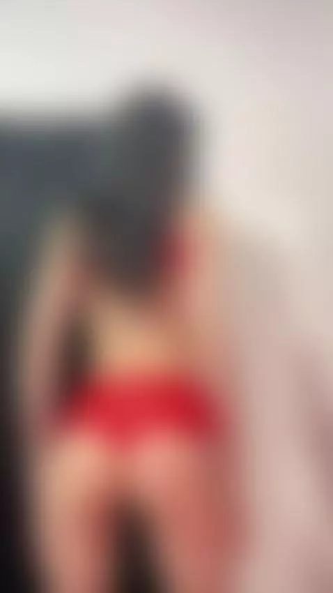 Let me feel you hitting deep inside. by soniadell