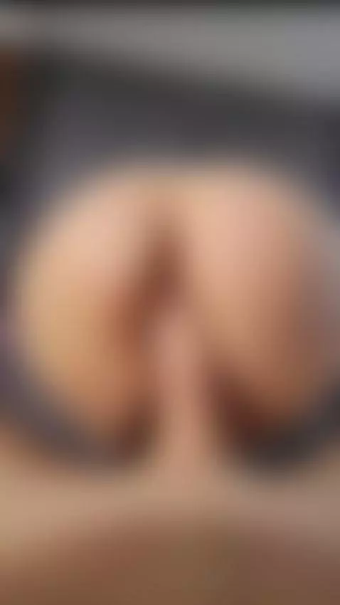 Do you want to feel these lips grab you? by milfypleasure