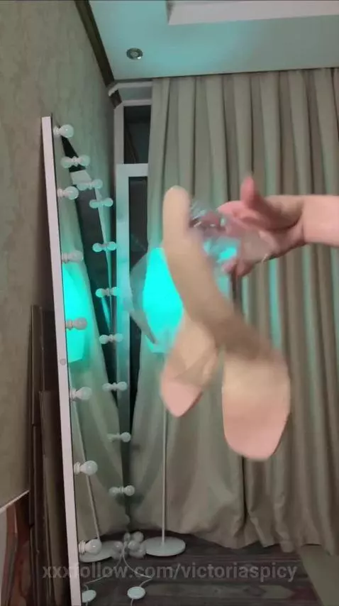 Sweet video with a girl! 💫 Follow us — link in bio so you do... by victoriaspicy