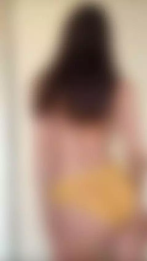 Charm you can’t look away from 💫 Check the bio and subscribe by victoriaspicy