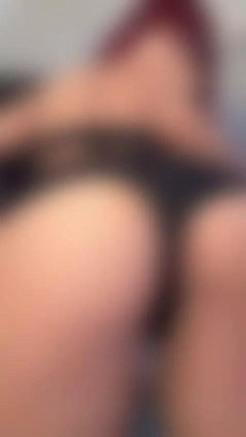 ONLINE by heilyrosse