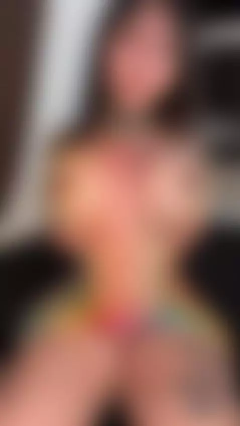 Did you manage to see my ass? 🫣 by michellehoek