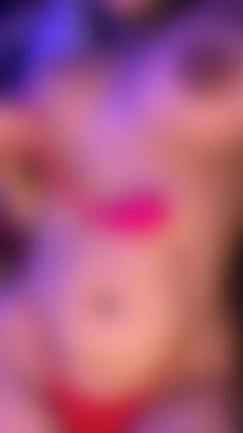 My favorite toy, do you want to control it? 👅 by michellehoek