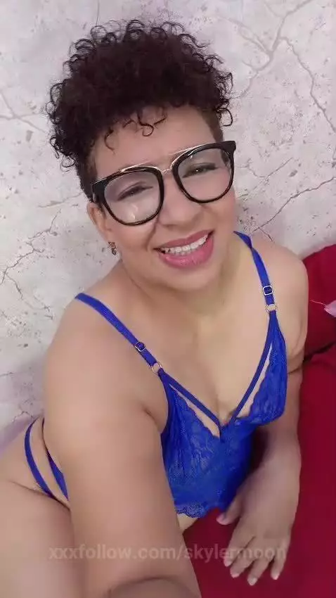 hotwife, milf, sexymilf by skylermoon