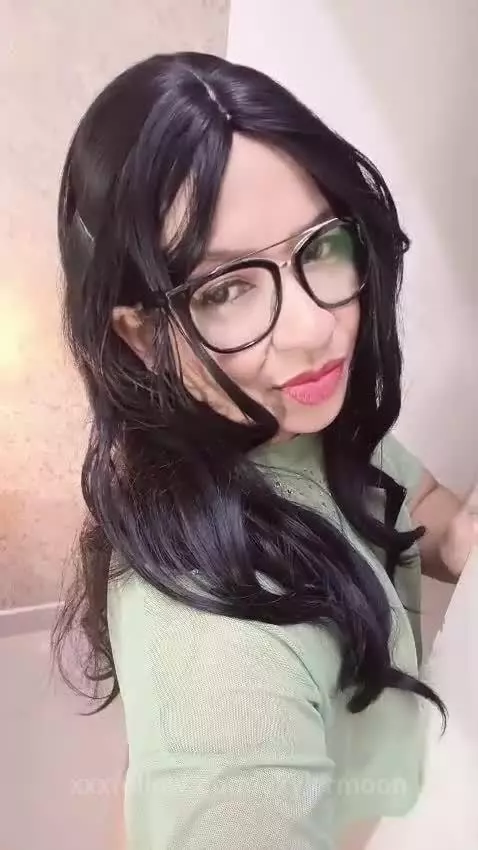 If this tiny glimpse is driving you crazy… imagine what I’m ... by skylermoon