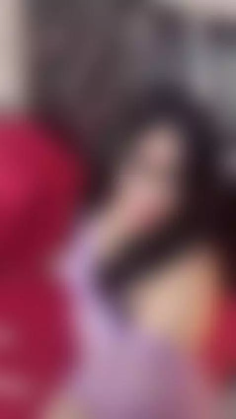 Warm body, cold nights ❄️🔥 https://www.camsoda.com/skylermoo... by skylermoon