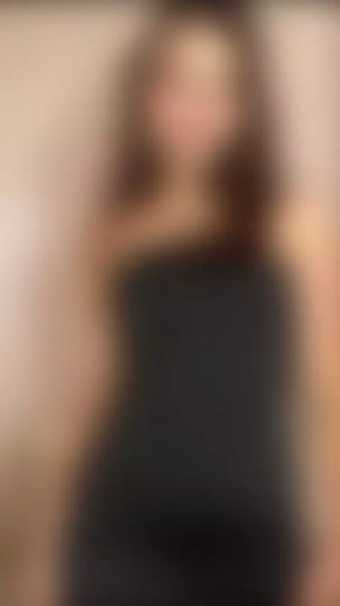 Like what you see? There’s even more on her OnlyFans 👀 by nikkimelt