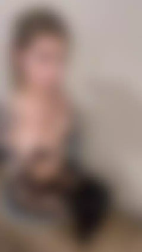 i like being treated like a princess and get fucked like a s... by slyykarina