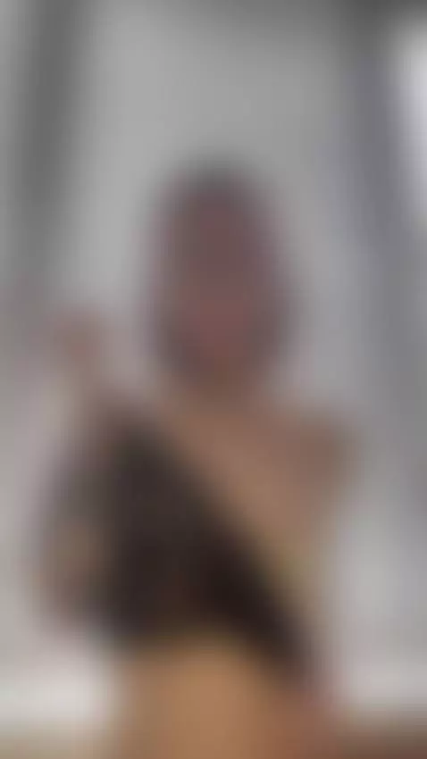 Woke up in a flirty mood today by slyykarina