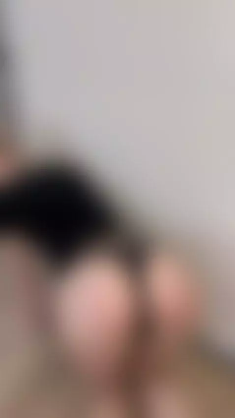 I want to exercise with your fat cock by slyykarina