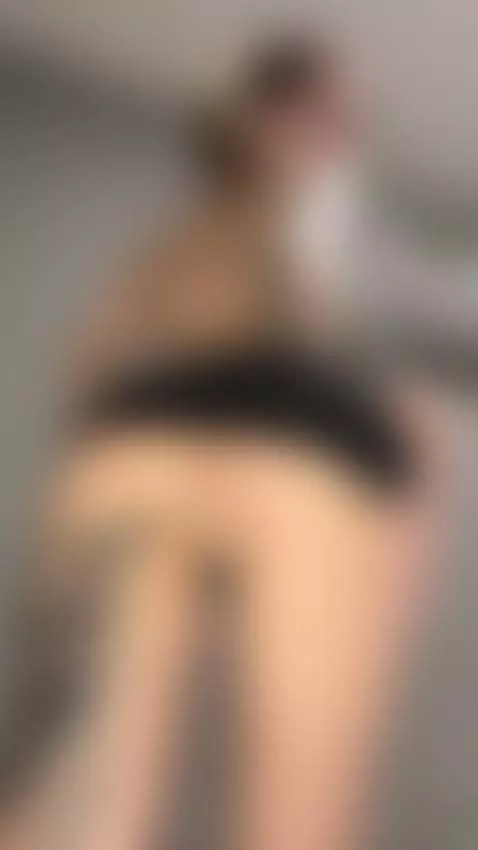 Hope I'm worthy for a lick by slyykarina