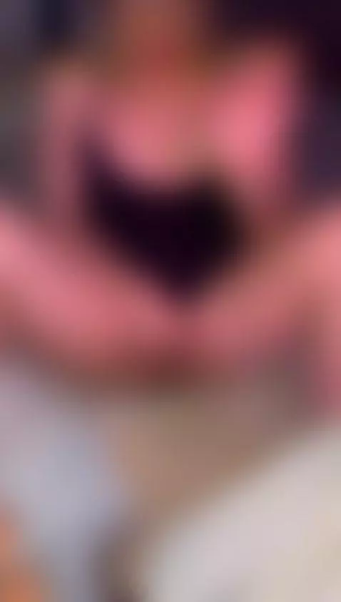 What my boss doesn't know is that spying on her makes me hor... by sofitheen