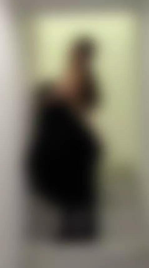 fullnaked, socks, smalltits by zoeynichols