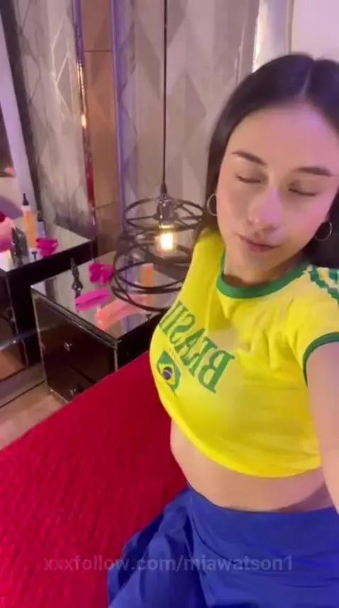 Come and make me sweat with your big cock 🥵🍆💦 by miawatson1