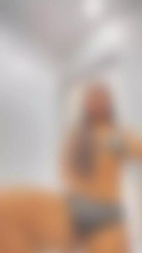 Come see how wet I am now. by daimondjohnson