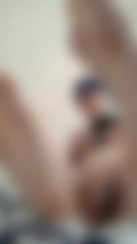 Short hair, sweet eyes, and a wet secret. Discover it all on... by verarooon