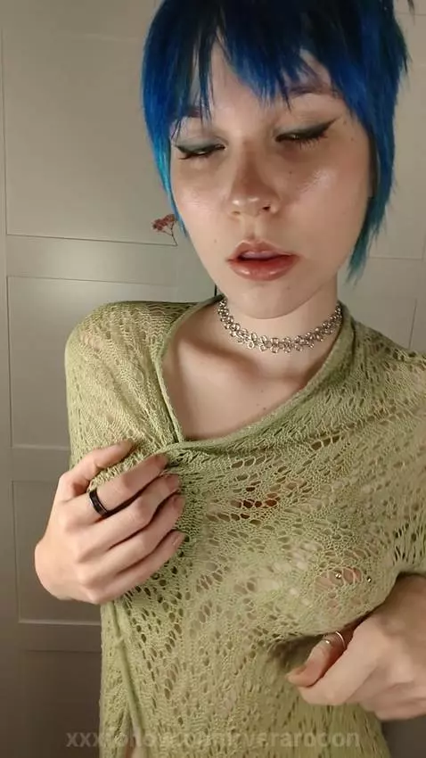 Sweet, curvy, and oh-so-touchy... discover my favorite pasti... by verarooon