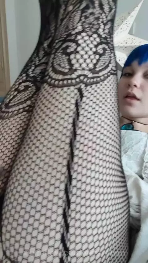 Short hair, don't care... but I do care about showing you my... by verarooon