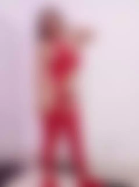 I’m on the naughty list tonight 😈🎄🎁  https://www.camsoda.com... by chloeetaylorr