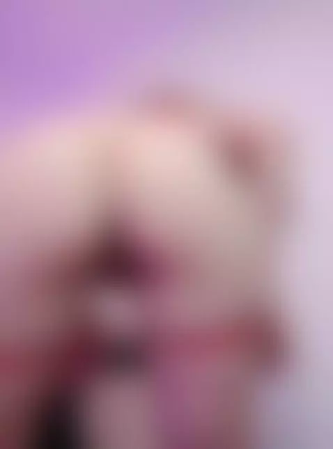 Don’t be shy… my body is teasing you already, and I promise ... by chloeetaylorr