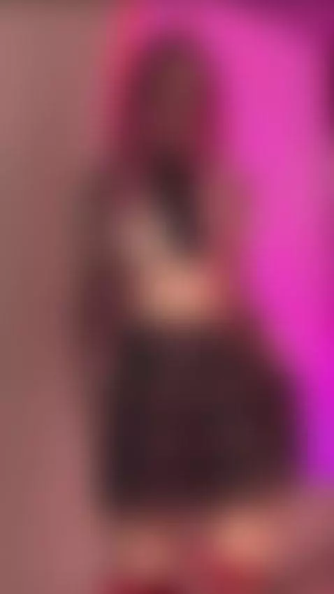 Incredible curves and vibes — exclusive content on OnlyFans!... by miablooom