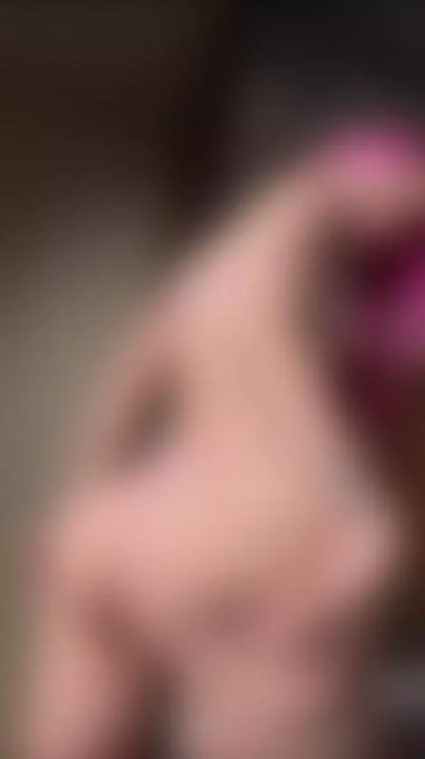 Playful, yet so gentle 😏💫 Don’t miss it! by miablooom