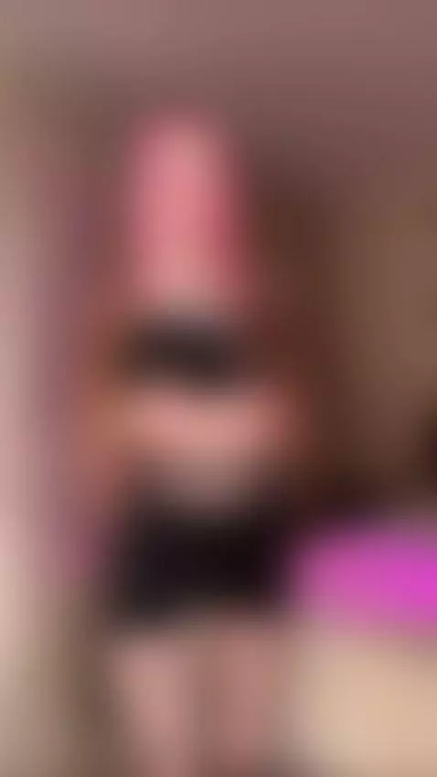 She reveals herself in a new way — OnlyFans! 💓 by miablooom