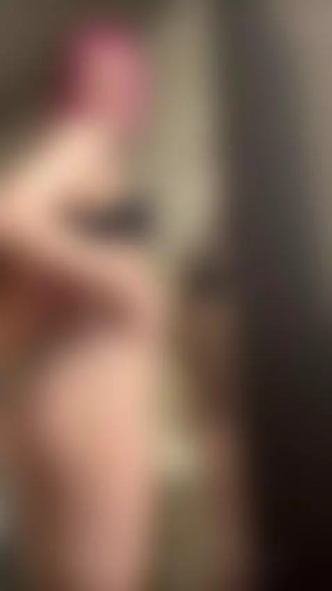 She caught her vibe and is flying on it 💫💓 Support with a li... by miablooom