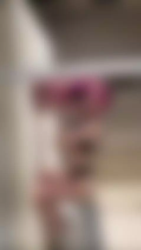 One small motion — and you’re hooked. Subscribe 😌 by miablooom