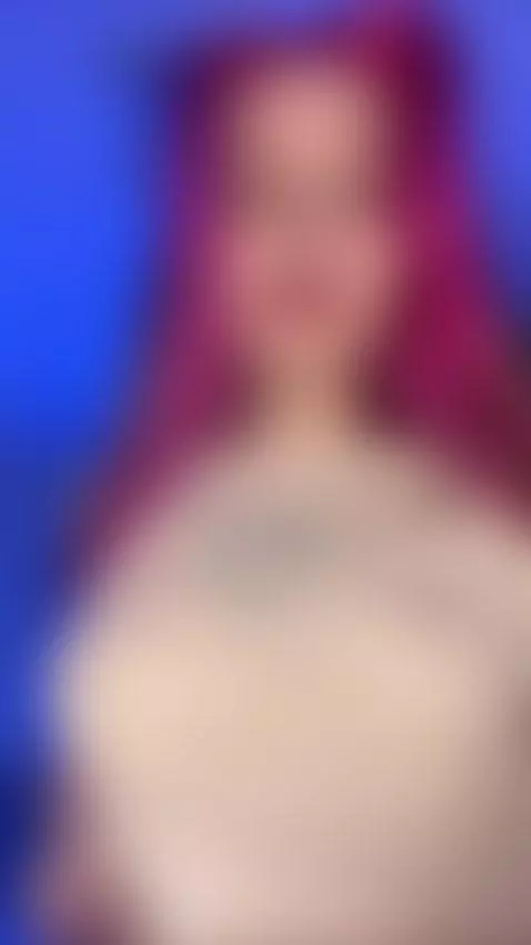 A little secret 🤫 OnlyFans in bio by miablooom