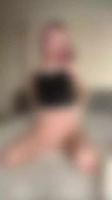 Do this for me — subscribe to my OnlyFans 💘 by miablooom