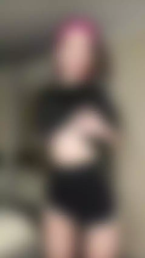 Watch her rub her clit till she shakes 💦 Total depravity on ... by miablooom