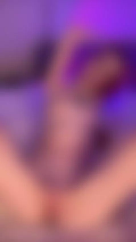 Hot content and even more to see — subscribe to her OF 💋 by miablooom