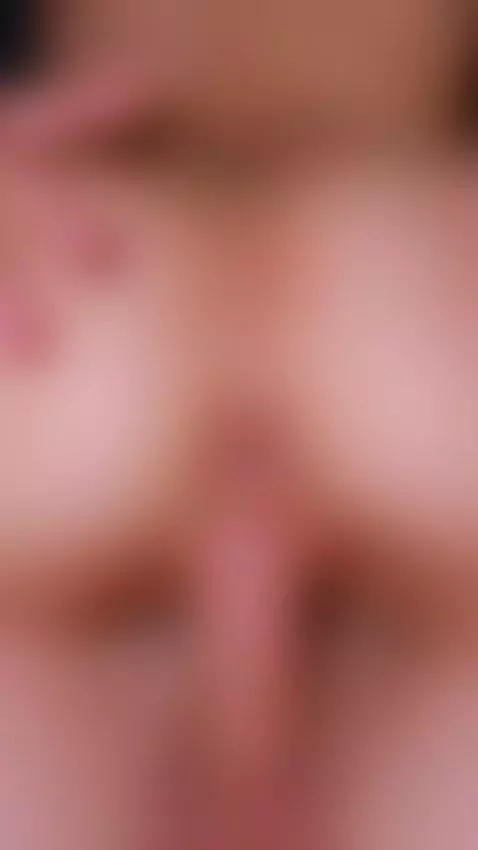 Las cosas se calentaron entre mi amiga, su novio y yo by aliciatrecee