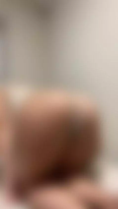 standing doggy style and showing my wet pussy by marshmelly