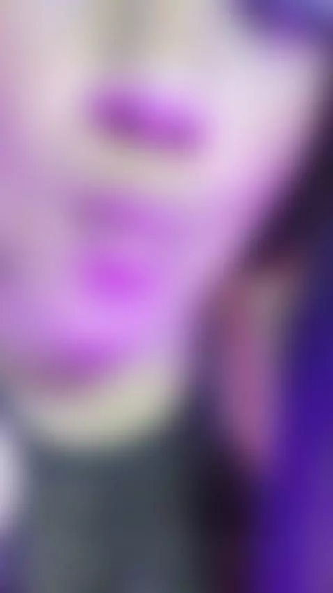 Sexy hot lips kissing you by blackxstar11