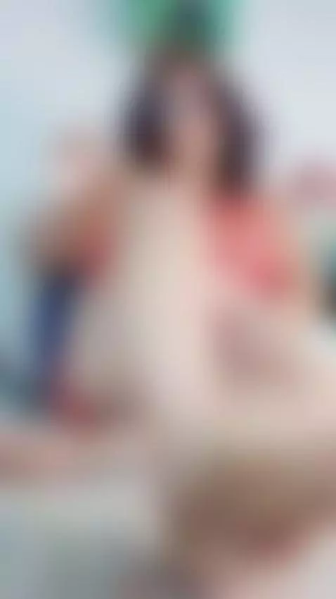 I want my feet in your mouth and cock by birdydavis69