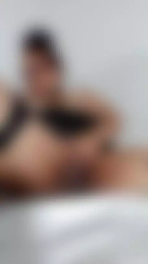 I want to wet your face or cock with my squirt by birdydavis69
