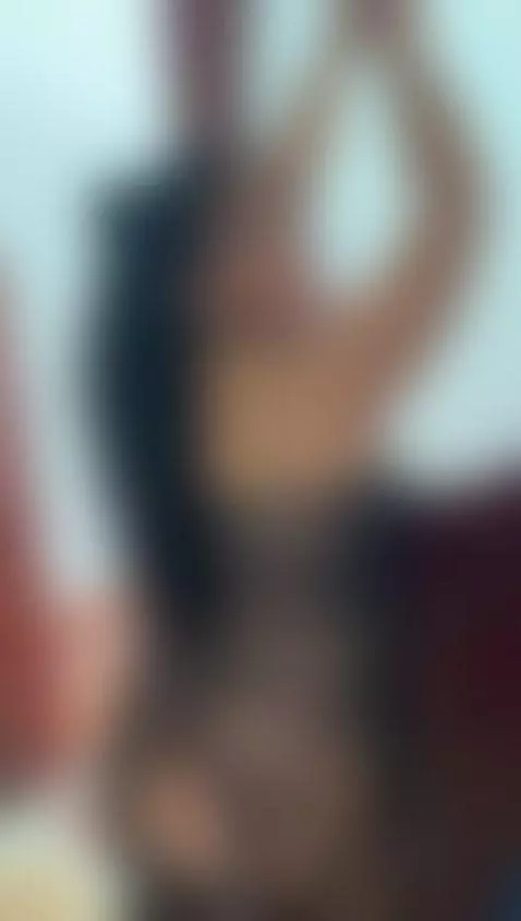 💋 Good morning from your curvy Latina sunshine. ☀️ by alana-silva